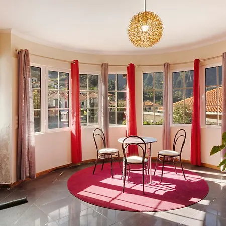 Дом отдыха Cristina Grand Сан-Висенти