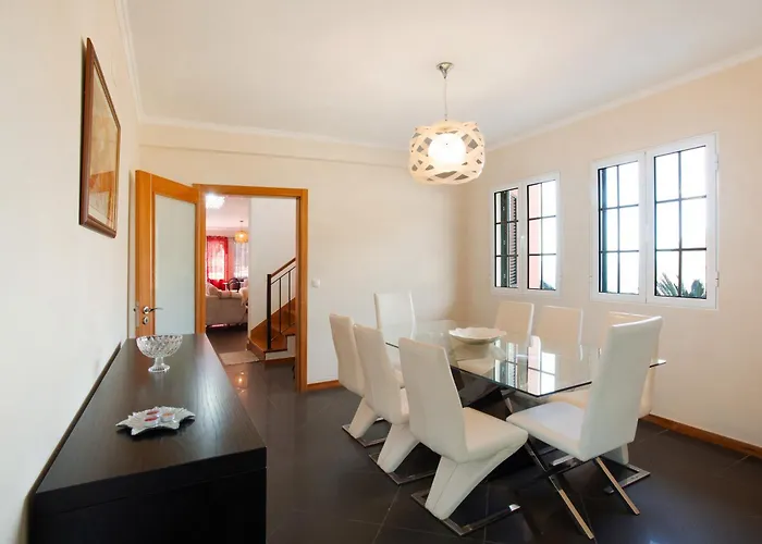 Cristina Grand Semesterbostad *