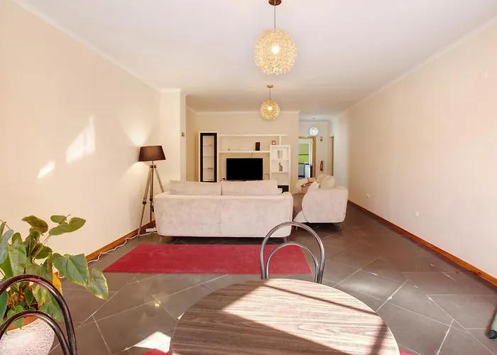 Cristina Grand Semesterbostad